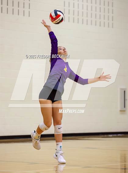 Thumbnail 1 in Anna vs. Sanger (Denison Tournament) photogallery.
