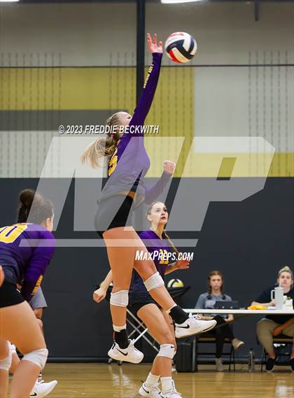Thumbnail 2 in Anna vs. Sanger (Denison Tournament) photogallery.