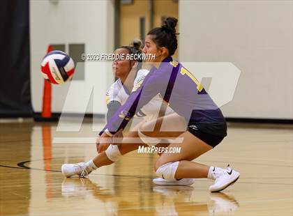 Thumbnail 2 in Anna vs. Sanger (Denison Tournament) photogallery.