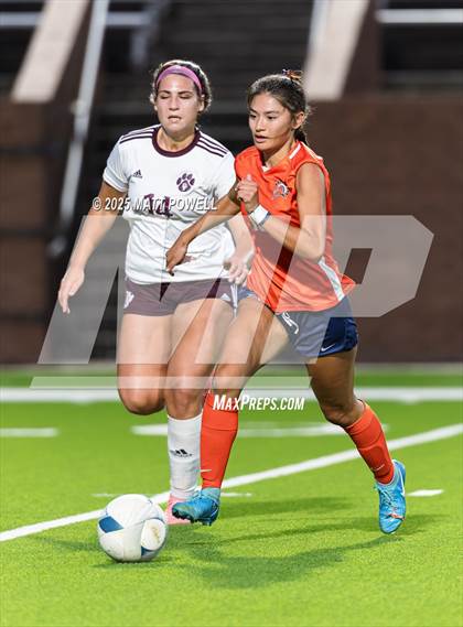 Thumbnail 2 in Cy-Fair vs. Seven Lakes (UIL 6A Soccer Area Playoff) photogallery.