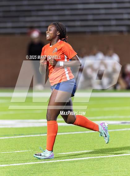 Thumbnail 3 in Cy-Fair vs. Seven Lakes (UIL 6A Soccer Area Playoff) photogallery.