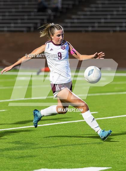Thumbnail 1 in Cy-Fair vs. Seven Lakes (UIL 6A Soccer Area Playoff) photogallery.