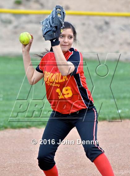 Thumbnail 1 in Del Norte @ Espanola Valley photogallery.