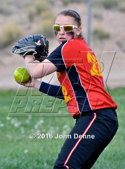 Thumbnail 2 in Del Norte @ Espanola Valley photogallery.