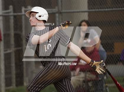 Thumbnail 1 in Oakton @ James Madison photogallery.
