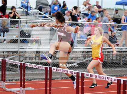 Thumbnail 1 in Southern Illinois River-to-River Conference Meet photogallery.