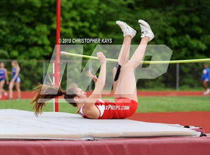 Thumbnail 3 in Southern Illinois River-to-River Conference Meet photogallery.