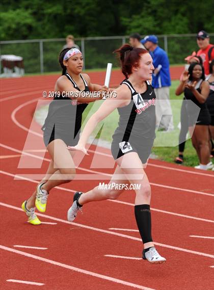 Thumbnail 3 in Southern Illinois River-to-River Conference Meet photogallery.