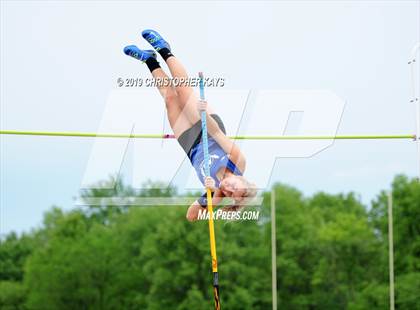 Thumbnail 2 in Southern Illinois River-to-River Conference Meet photogallery.