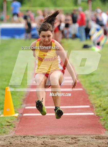 Thumbnail 2 in Southern Illinois River-to-River Conference Meet photogallery.