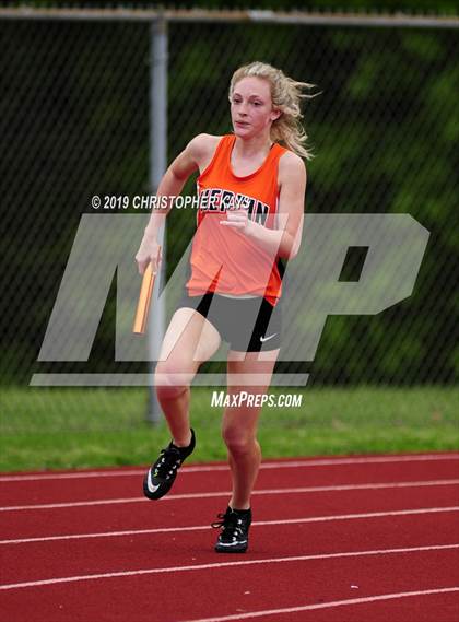 Thumbnail 3 in Southern Illinois River-to-River Conference Meet photogallery.