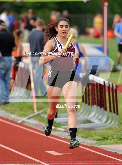 Thumbnail 2 in Southern Illinois River-to-River Conference Meet photogallery.