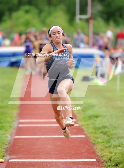 Thumbnail 1 in Southern Illinois River-to-River Conference Meet photogallery.