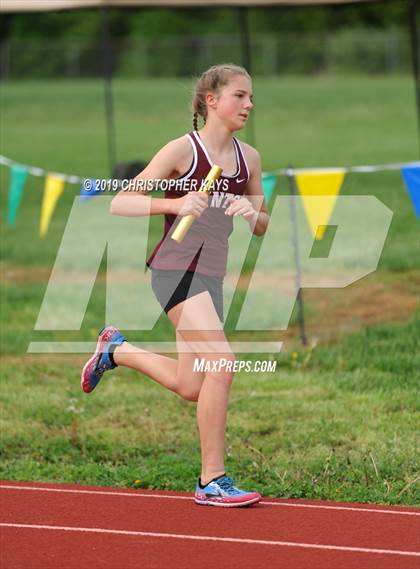 Thumbnail 2 in Southern Illinois River-to-River Conference Meet photogallery.