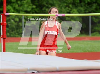 Thumbnail 1 in Southern Illinois River-to-River Conference Meet photogallery.