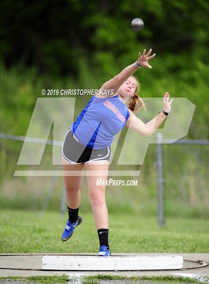 Thumbnail 2 in Southern Illinois River-to-River Conference Meet photogallery.