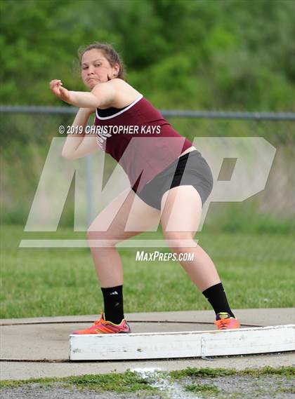 Thumbnail 1 in Southern Illinois River-to-River Conference Meet photogallery.