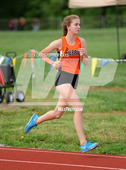 Thumbnail 1 in Southern Illinois River-to-River Conference Meet photogallery.