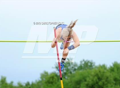 Thumbnail 2 in Southern Illinois River-to-River Conference Meet photogallery.