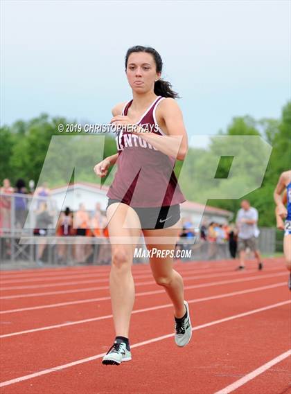 Thumbnail 3 in Southern Illinois River-to-River Conference Meet photogallery.