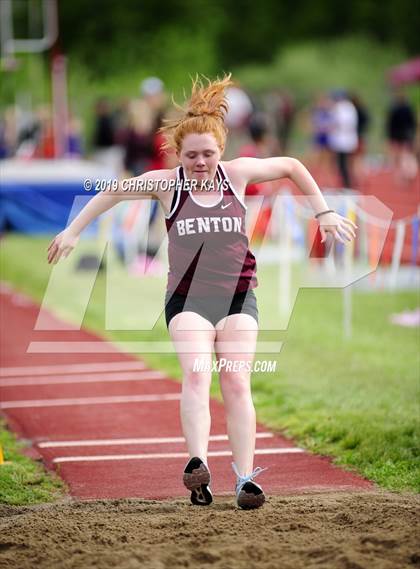 Thumbnail 2 in Southern Illinois River-to-River Conference Meet photogallery.