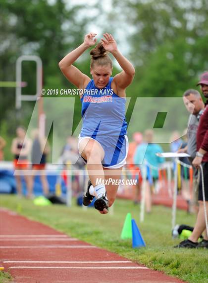 Thumbnail 2 in Southern Illinois River-to-River Conference Meet photogallery.