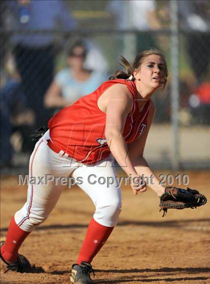 Thumbnail 3 in Vestavia Hills vs. Hazel Green (Bob Jones Invitational) photogallery.