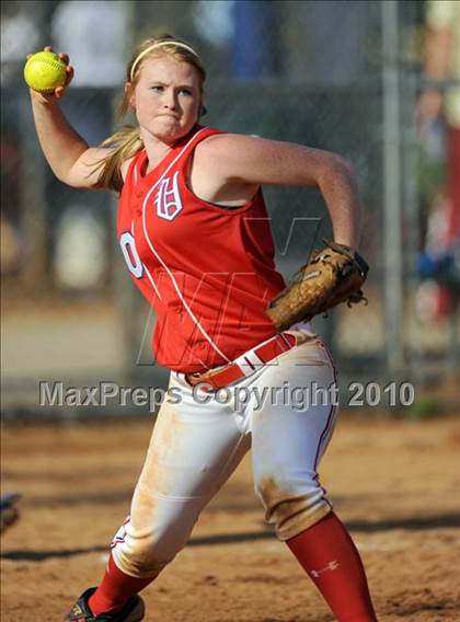 Thumbnail 3 in Vestavia Hills vs. Hazel Green (Bob Jones Invitational) photogallery.