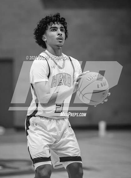 Thumbnail 3 in Venture Academy vs. Elk Grove (Joe Bowers Memorial Tournament Final) photogallery.