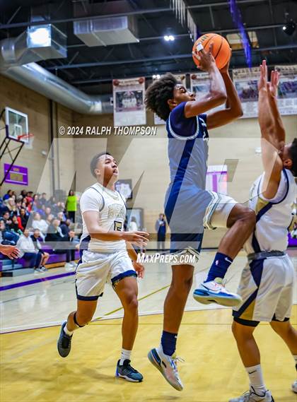 Thumbnail 2 in Venture Academy vs. Elk Grove (Joe Bowers Memorial Tournament Final) photogallery.
