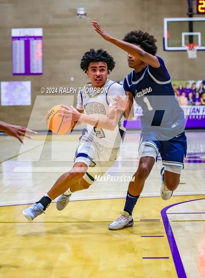 Thumbnail 3 in Venture Academy vs. Elk Grove (Joe Bowers Memorial Tournament Final) photogallery.