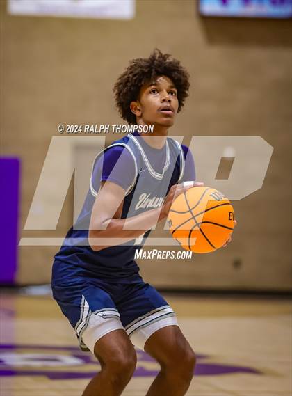 Thumbnail 3 in Venture Academy vs. Elk Grove (Joe Bowers Memorial Tournament Final) photogallery.