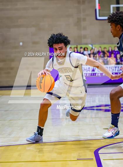 Thumbnail 2 in Venture Academy vs. Elk Grove (Joe Bowers Memorial Tournament Final) photogallery.