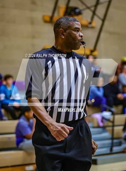 Thumbnail 2 in Venture Academy vs. Elk Grove (Joe Bowers Memorial Tournament Final) photogallery.