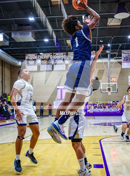 Thumbnail 2 in Venture Academy vs. Elk Grove (Joe Bowers Memorial Tournament Final) photogallery.