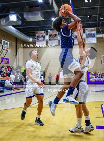 Thumbnail 1 in Venture Academy vs. Elk Grove (Joe Bowers Memorial Tournament Final) photogallery.