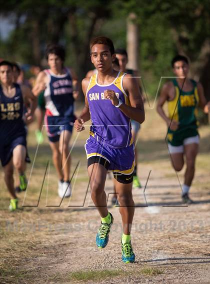 Thumbnail 2 in Brownsville Invitational photogallery.