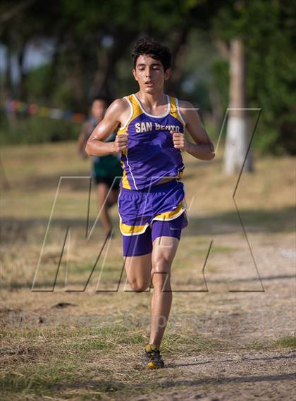 Thumbnail 2 in Brownsville Invitational photogallery.