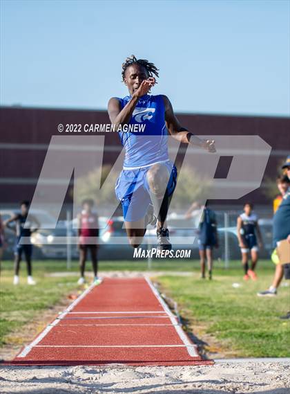 Thumbnail 2 in Cy Ranch Invitational Boys Track and Field photogallery.