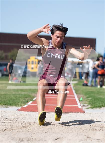 Thumbnail 2 in Cy Ranch Invitational Boys Track and Field photogallery.