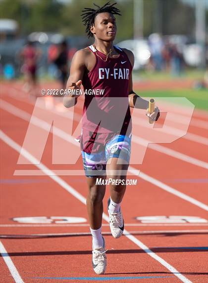 Thumbnail 2 in Cy Ranch Invitational Boys Track and Field photogallery.