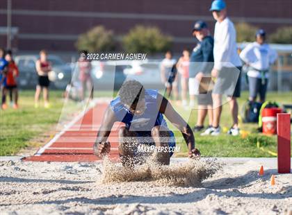 Thumbnail 3 in Cy Ranch Invitational Boys Track and Field photogallery.