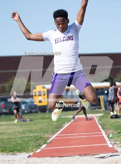 Thumbnail 1 in Cy Ranch Invitational Boys Track and Field photogallery.