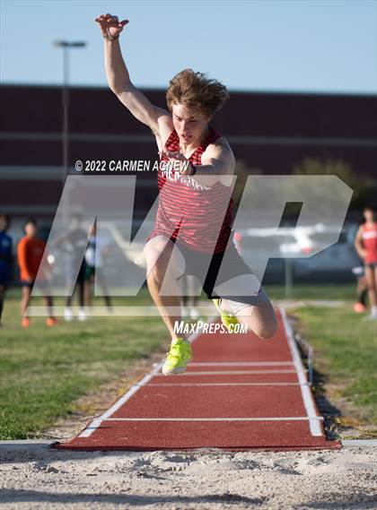 Thumbnail 1 in Cy Ranch Invitational Boys Track and Field photogallery.