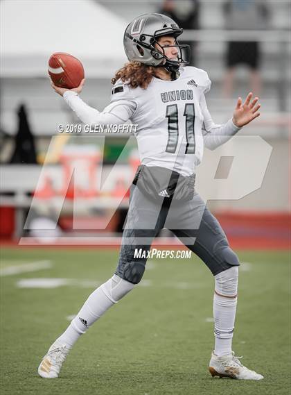 Thumbnail 3 in Union @. Lake Stevens (WIAA 4A First Round) photogallery.