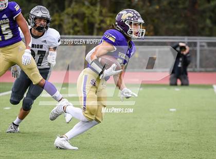 Thumbnail 1 in Union @. Lake Stevens (WIAA 4A First Round) photogallery.