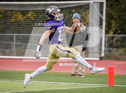 Thumbnail 1 in Union @. Lake Stevens (WIAA 4A First Round) photogallery.