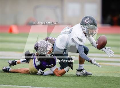 Thumbnail 2 in Union @. Lake Stevens (WIAA 4A First Round) photogallery.