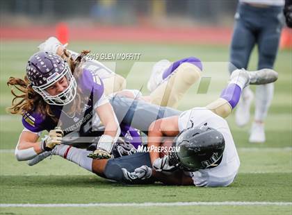 Thumbnail 3 in Union @. Lake Stevens (WIAA 4A First Round) photogallery.