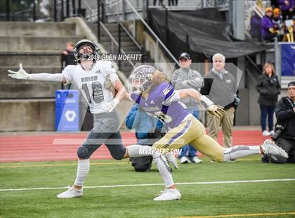 Thumbnail 2 in Union @. Lake Stevens (WIAA 4A First Round) photogallery.